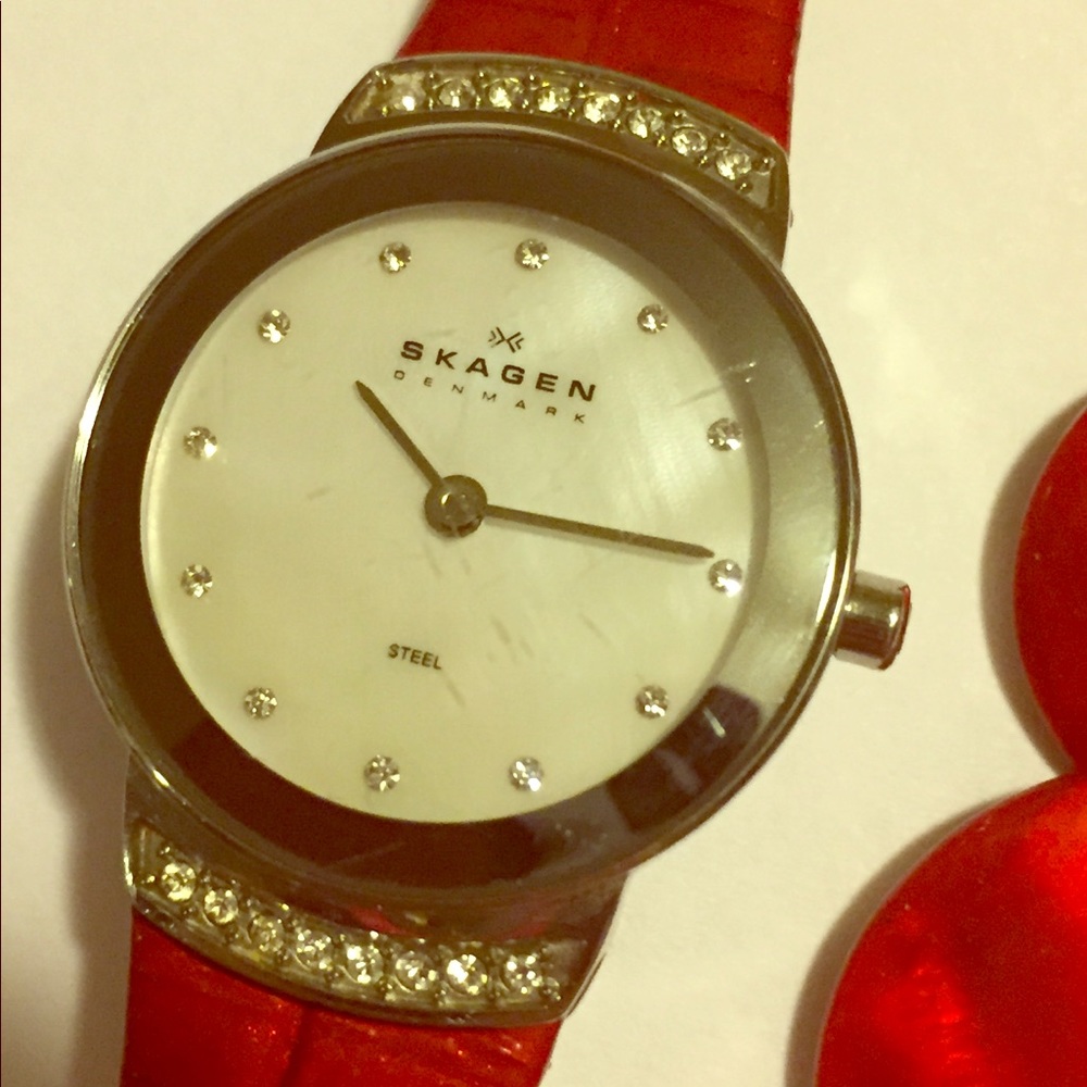 Skagen watch and necklace pair